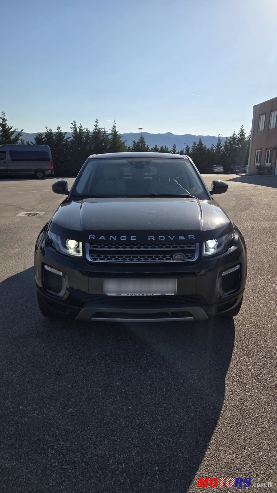 2017' Land Rover Range Rover Evoque 2.0 Td4 photo #5