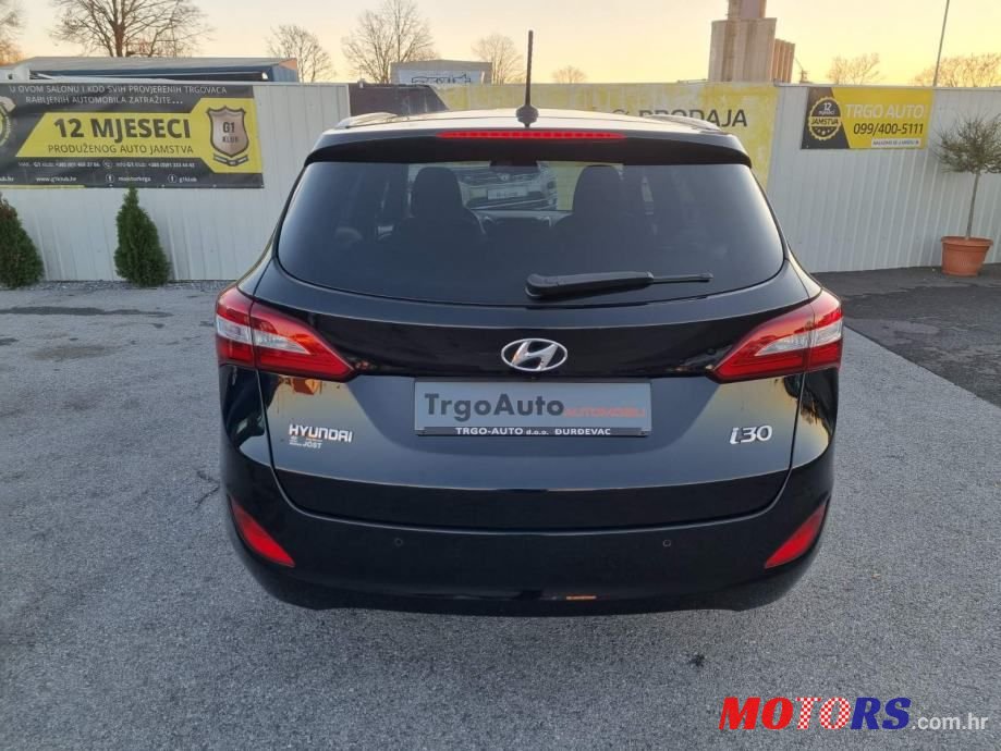 2016' Hyundai i30 photo #3