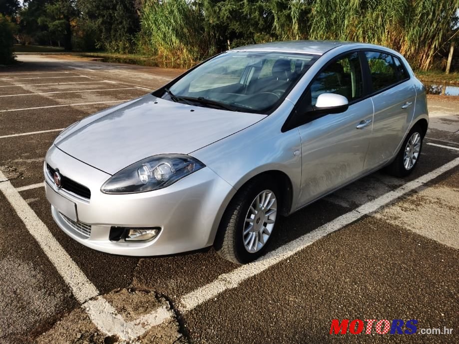2011' Fiat Bravo 1.9 Jtd photo #2