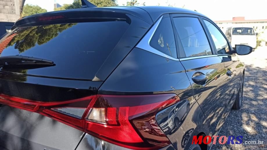 2021' Hyundai i20 1,0 T-Gdi photo #3
