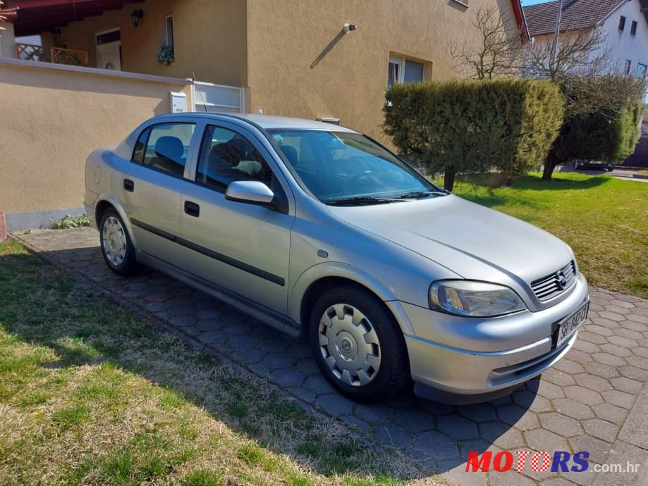 2003' Opel Astra 1,6 photo #1