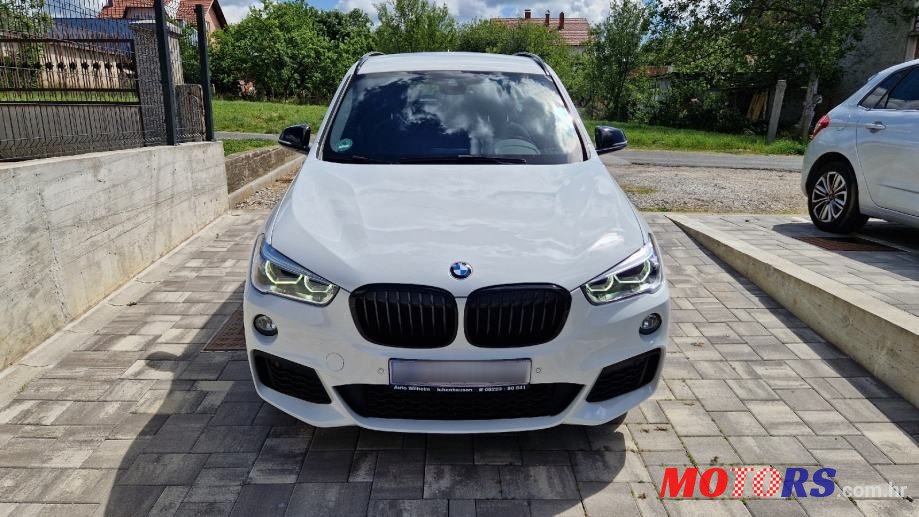2017' BMW X1 18D photo #2