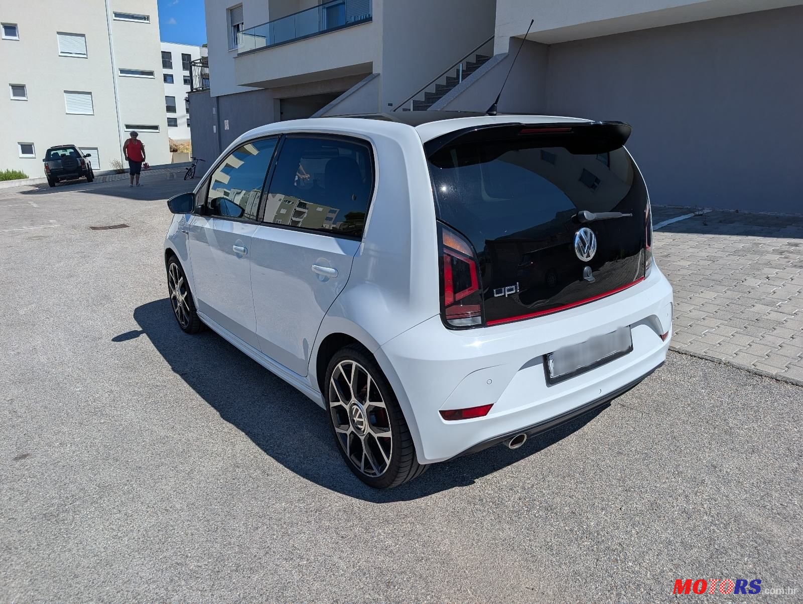 2021' Volkswagen Up! Gti photo #5