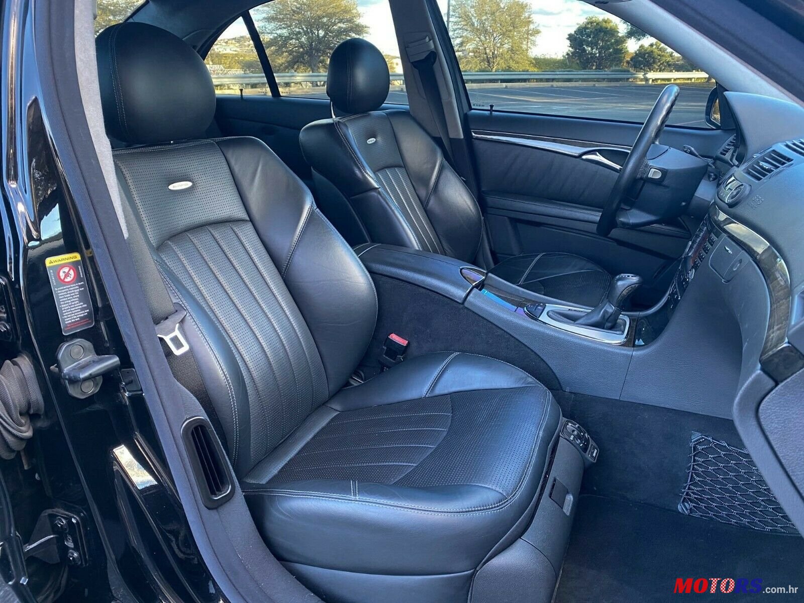 2004' Mercedes-Benz E-Class E55 AMG photo #5