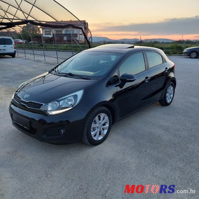 2013' Kia Rio 1,4 Crdi Ex photo #3