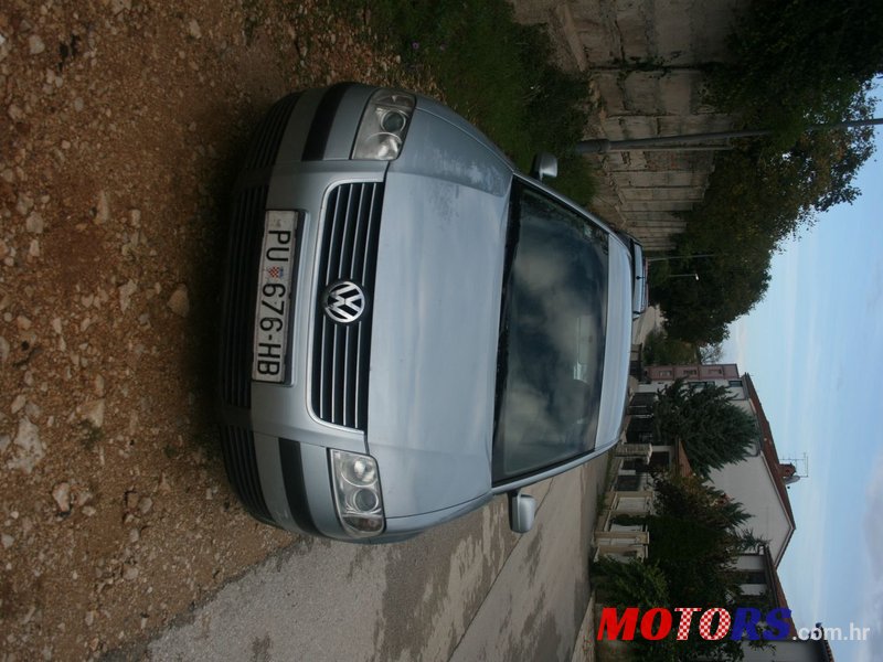 2001' Volkswagen Passat Basic photo #3