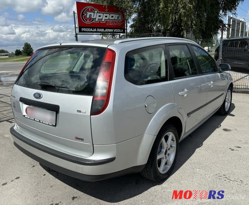 2005' Ford Focus Karavan photo #6