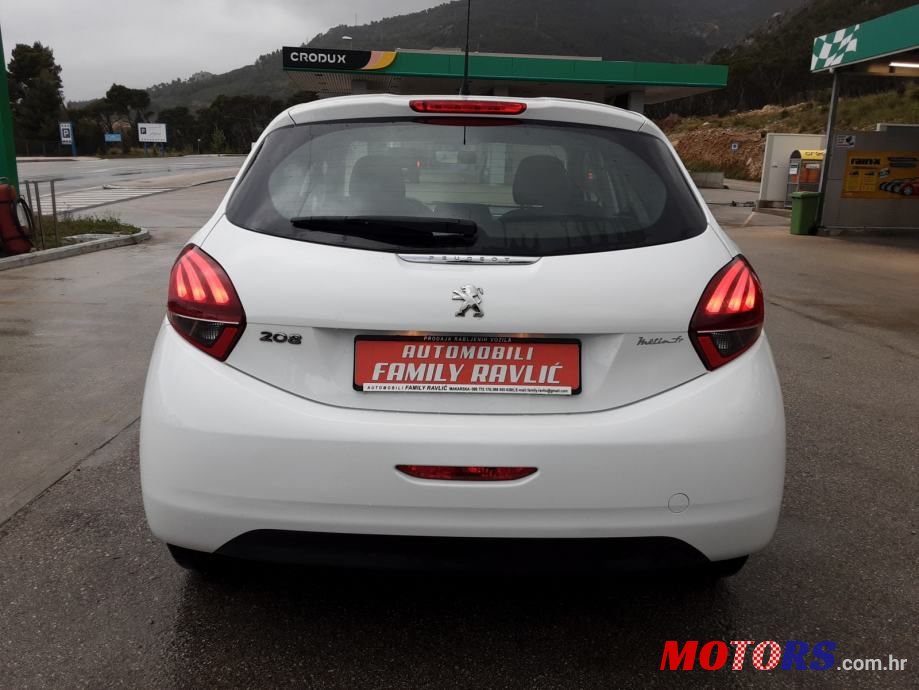 2018' Peugeot 208 1,6 Bluehdi photo #5