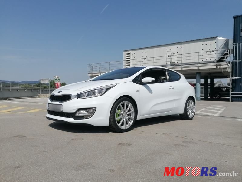 2013' Kia Pro Ceed 1,4 Crdi Lx photo #2