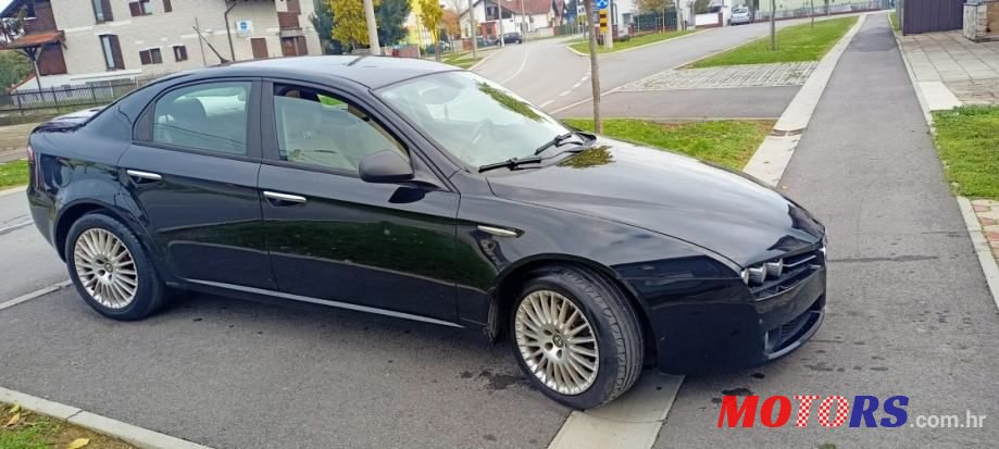 2008' Alfa Romeo 159 photo #2