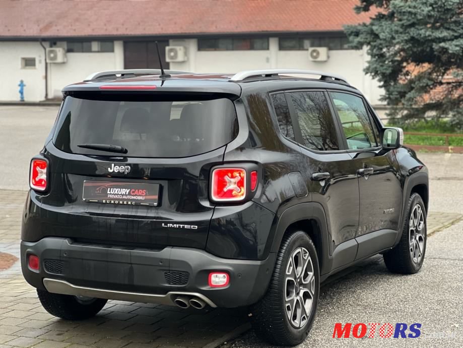 2017' Jeep Renegade photo #5