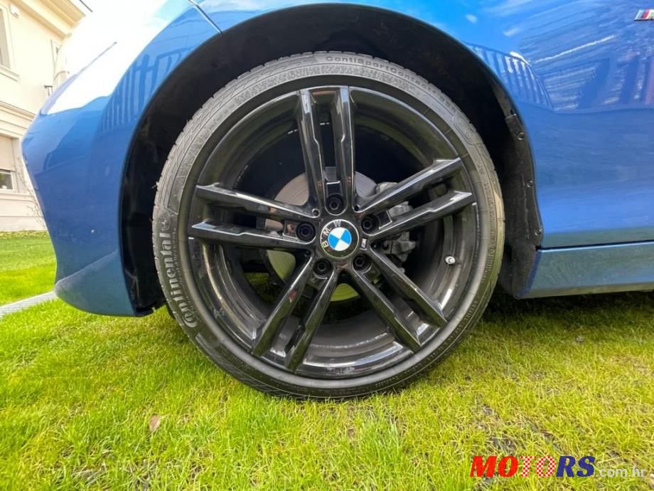 2017' BMW Serija 1 118D photo #5