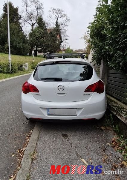 2012' Opel Astra 1,7 Cdti photo #5