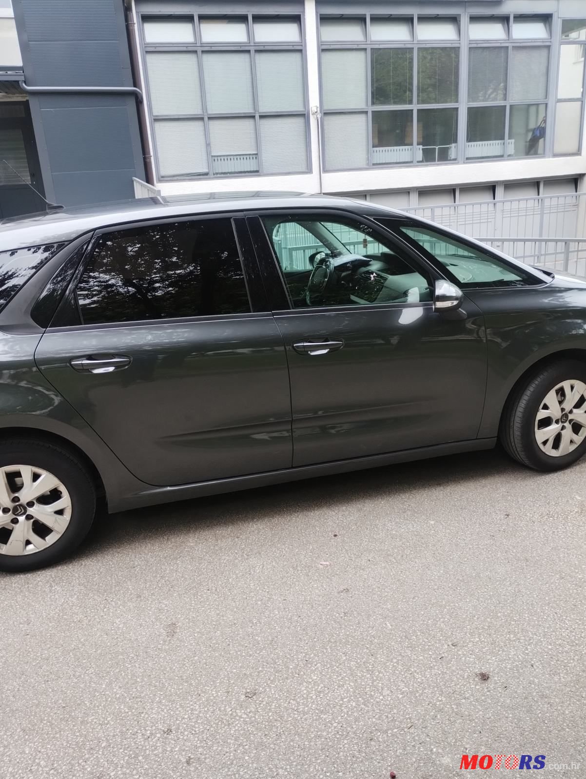 2016' Citroen C4 Picasso Bluehdi 100 photo #3