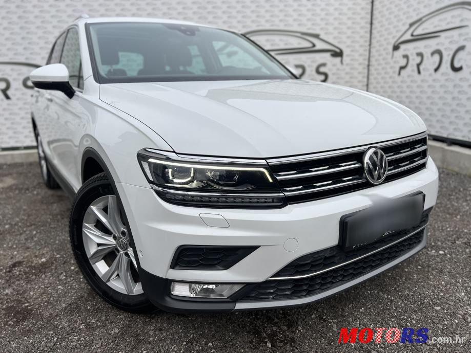 2017' Volkswagen Tiguan 2,0 Tdi Bmt photo #1