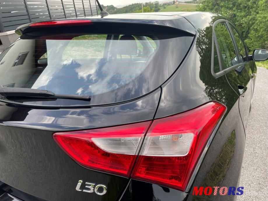 2014' Hyundai i30 photo #5