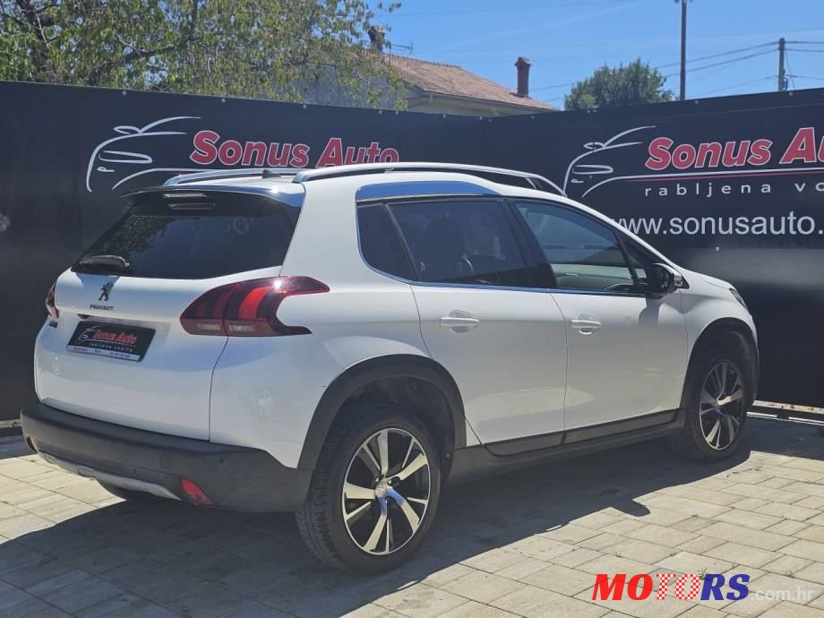 2017' Peugeot 2008 1,6 Bluehdi photo #5