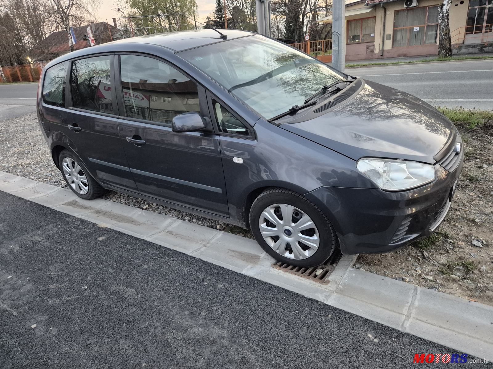 2008' Ford C-MAX 1.6 Tdi photo #3