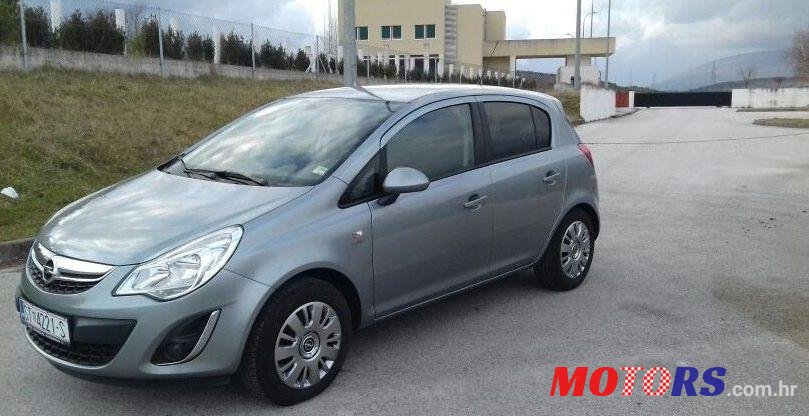 2013' Opel Corsa 1,3 Cdti photo #1