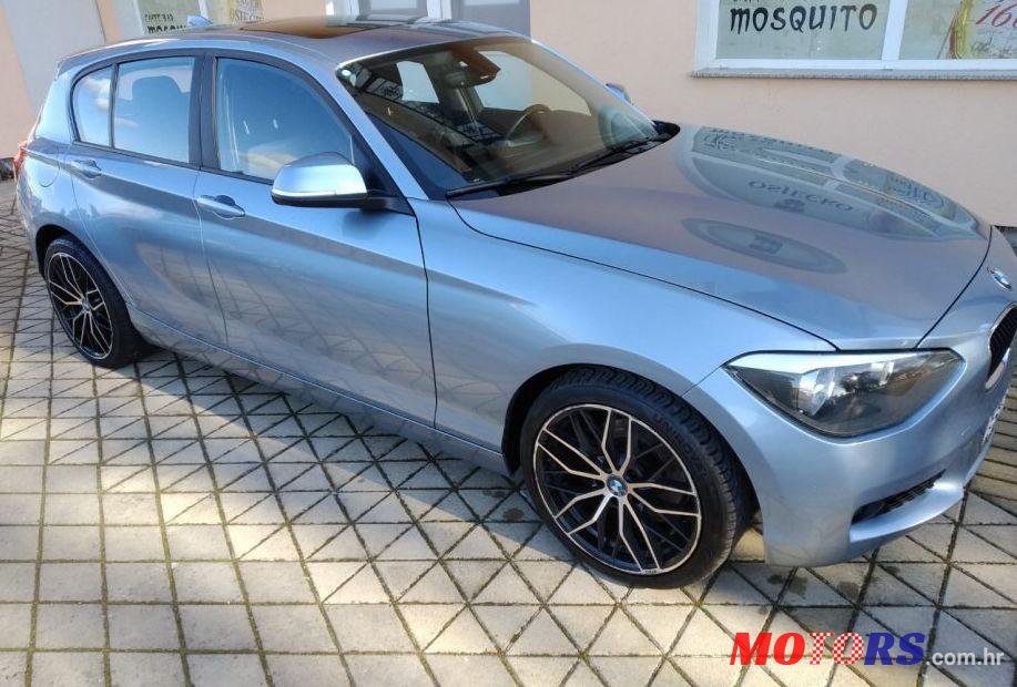 2012' BMW Serija 1 120D photo #1