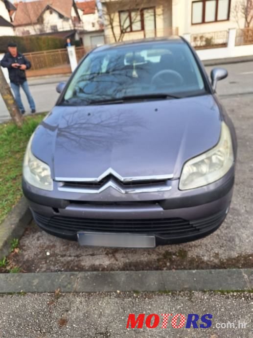 2005' Citroen C4 1,6 Hdi 16V X photo #4