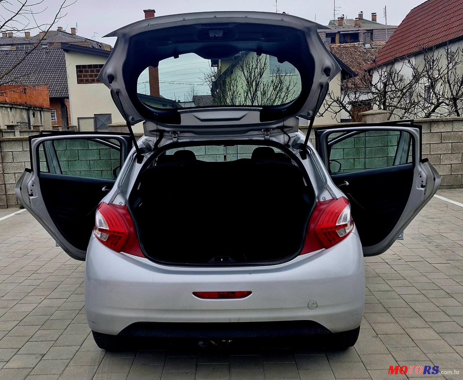 2014' Peugeot 208 1,4 Hdi photo #5