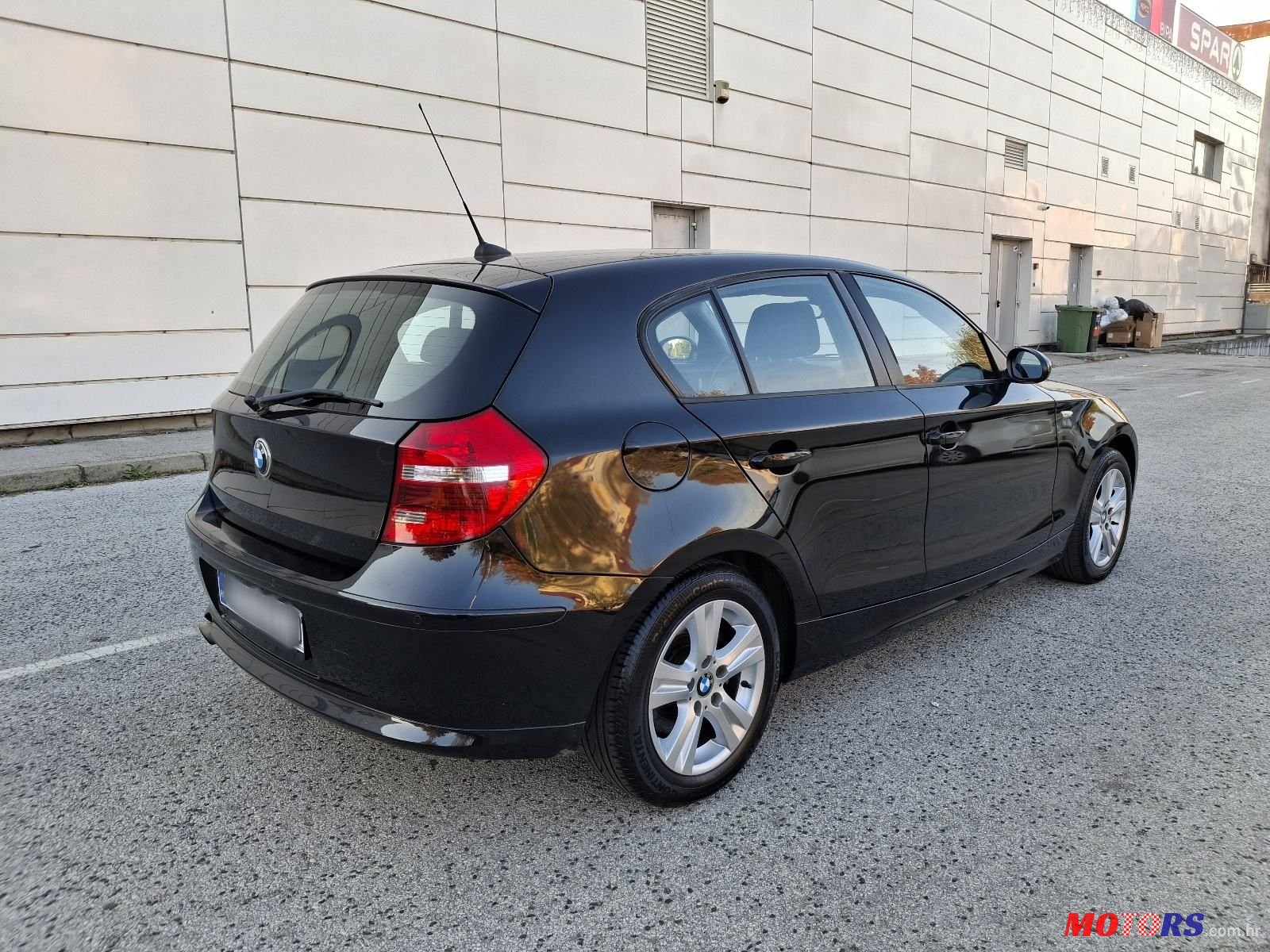 2009' BMW Serija 1 118D photo #5