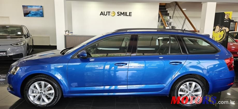 2019' Skoda Octavia Combi photo #2