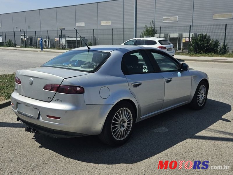 2007' Alfa Romeo 159 1,9 Jtdm photo #4