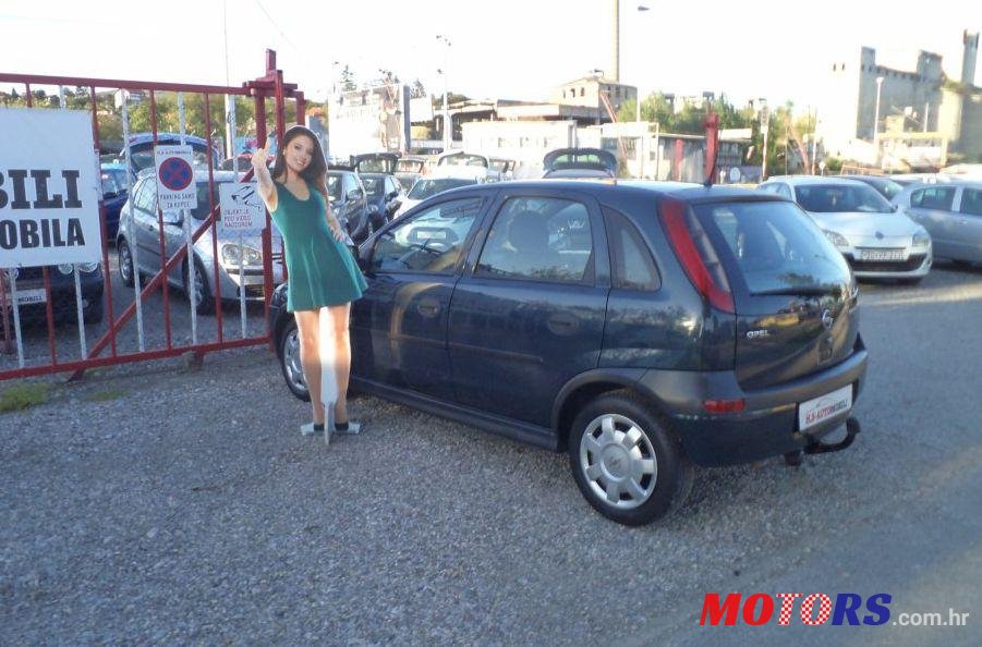 2001' Opel Corsa 1,7 Dti photo #1