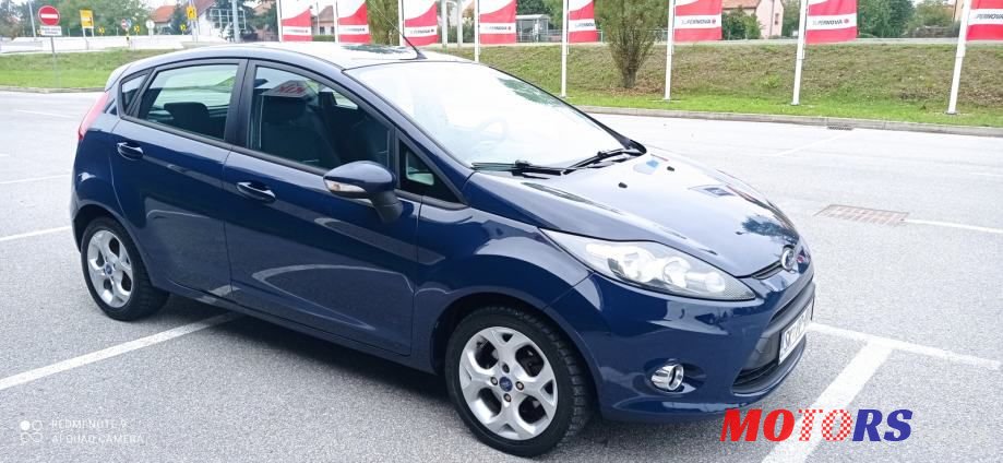 2012' Ford Fiesta photo #2