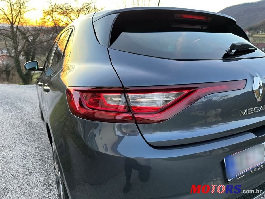 2016' Renault Megane Dci 130 Gt photo #6