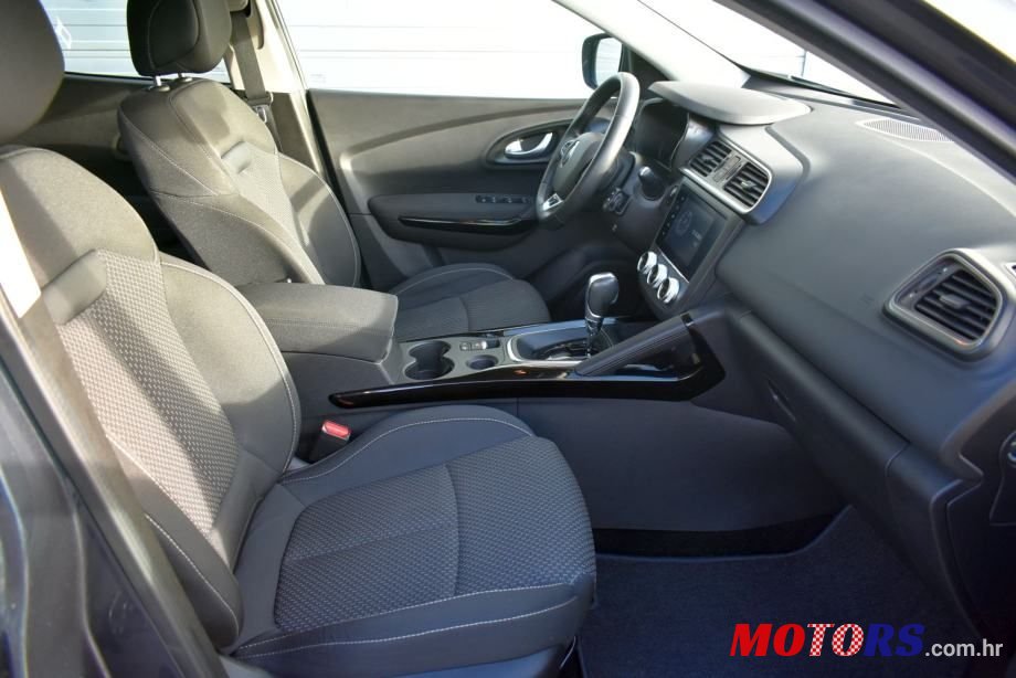 2020' Renault Kadjar 1.5 Dci A/T photo #5