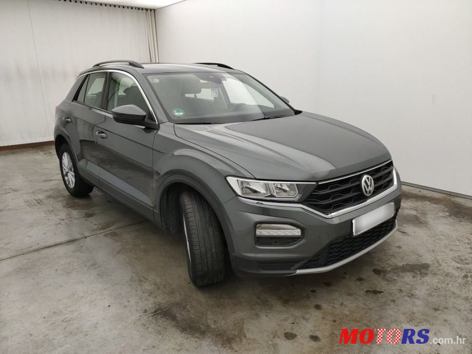 2019' Volkswagen T-Roc 1,6 Tdi photo #3
