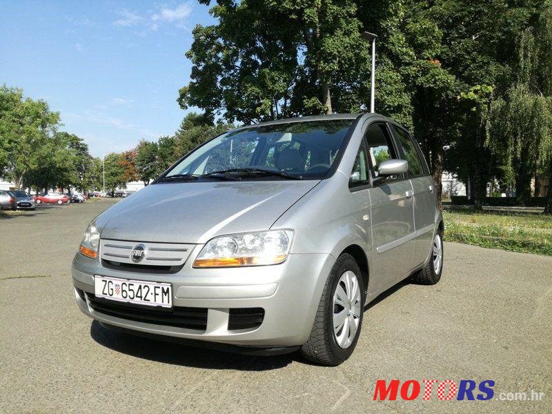 2004' Fiat Idea 1,4 16V photo #1