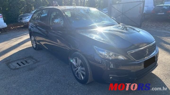 2020' Peugeot 308 Sw photo #1