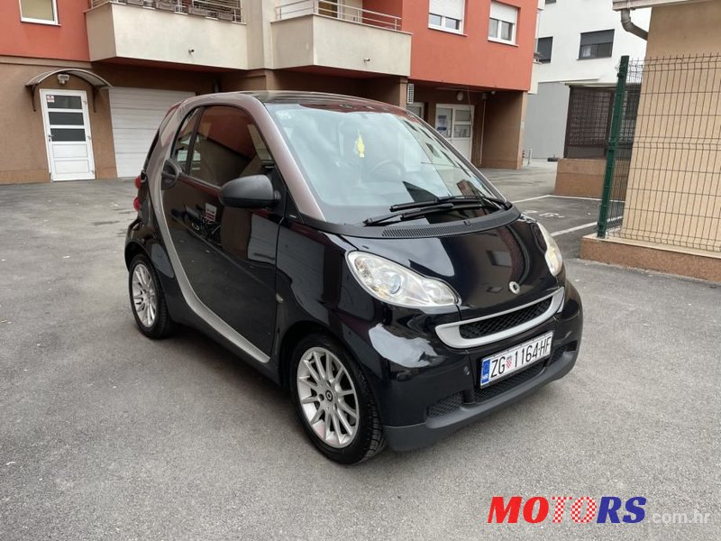 2011' Smart Fortwo Pulse Softip photo #2