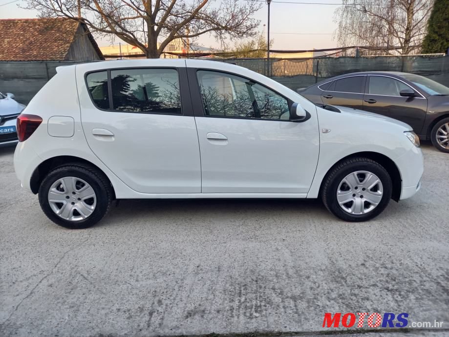 2020' Dacia Sandero 1,5 photo #5