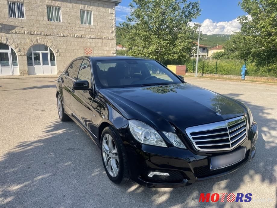 2010' Mercedes-Benz E-Klasa photo #3