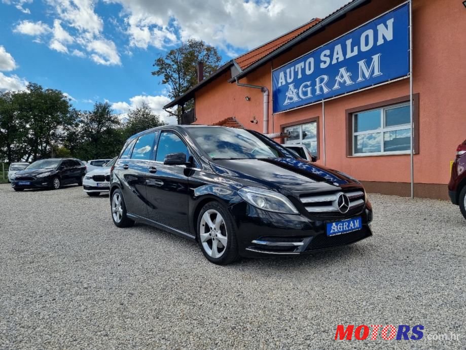 2013' Mercedes-Benz B-Klasa 200 Cdi photo #1