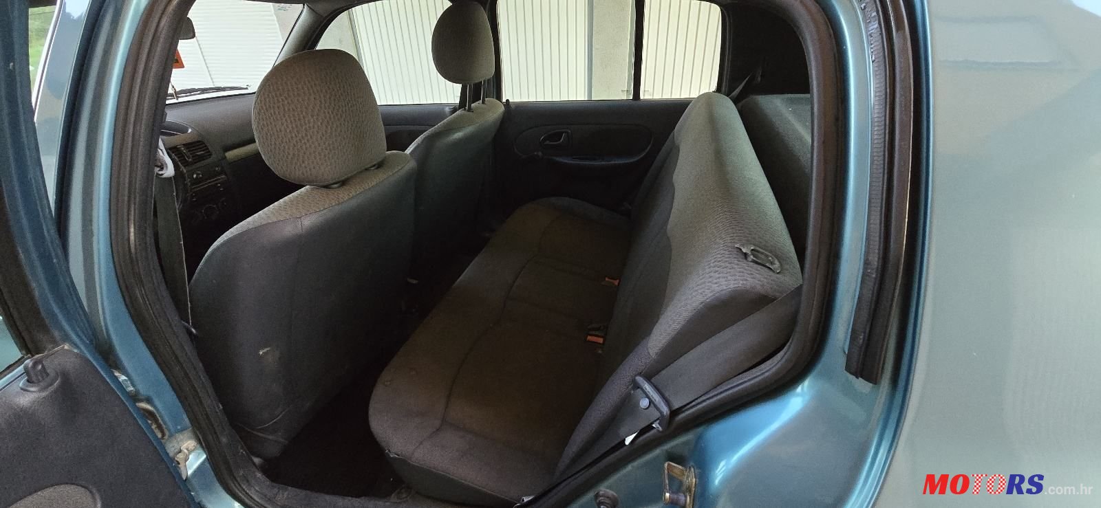 2005' Renault Clio 1,2 photo #5