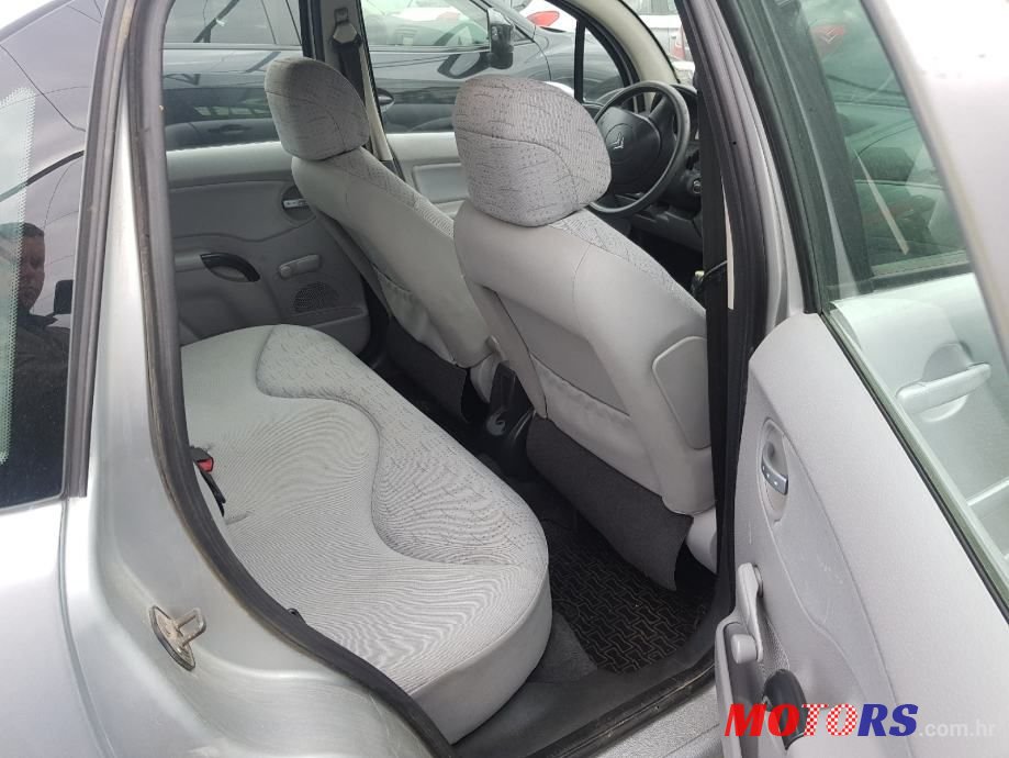 2003' Citroen C3 1,4 Hdi X photo #6
