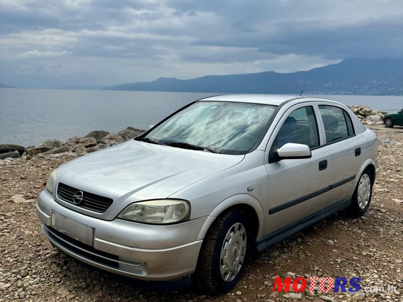 2004' Opel Astra Classic 1,6 photo #6