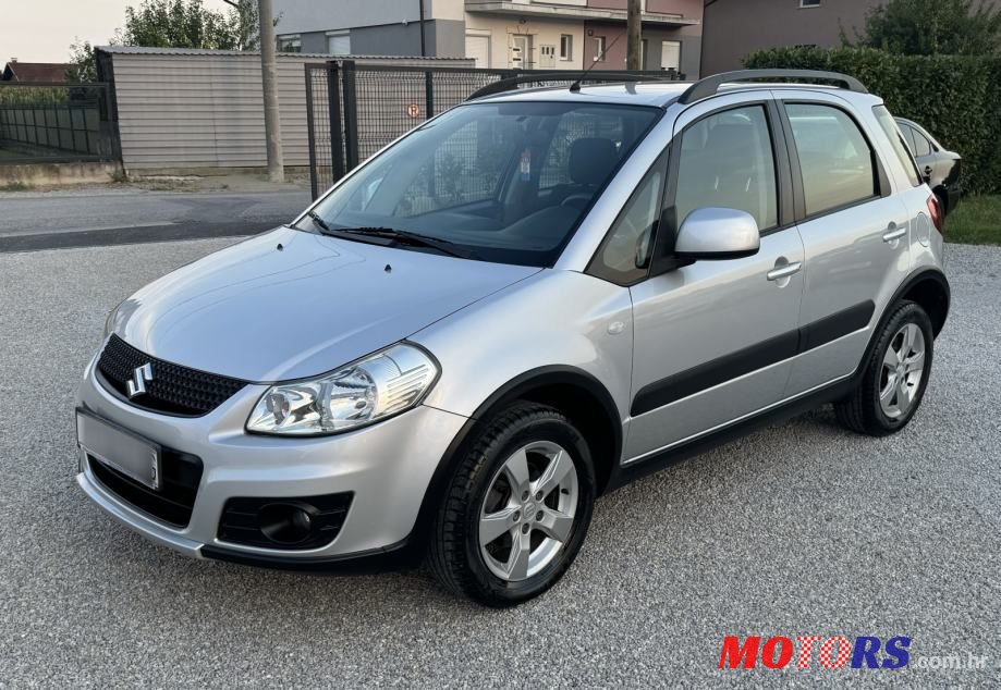 2010' Suzuki SX4 1,6 Glx photo #3