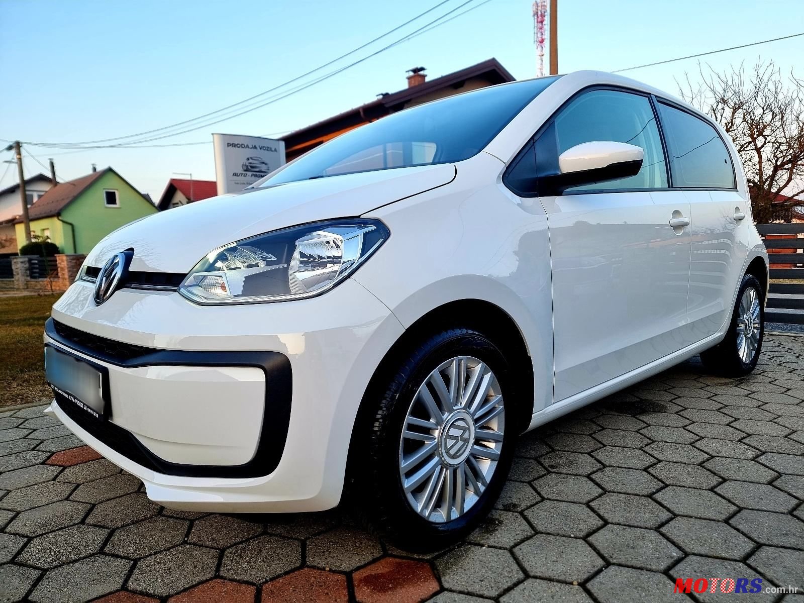 2017' Volkswagen Up! 1,0 photo #2