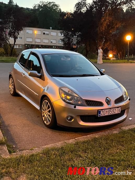 2007' Renault Clio Sport photo #5