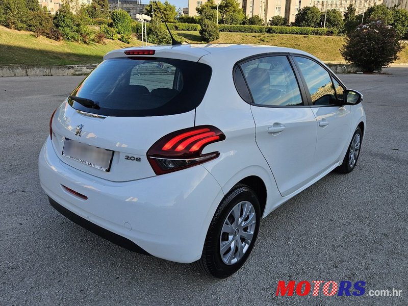 2020' Peugeot 208 1,5 Bluehdi photo #4