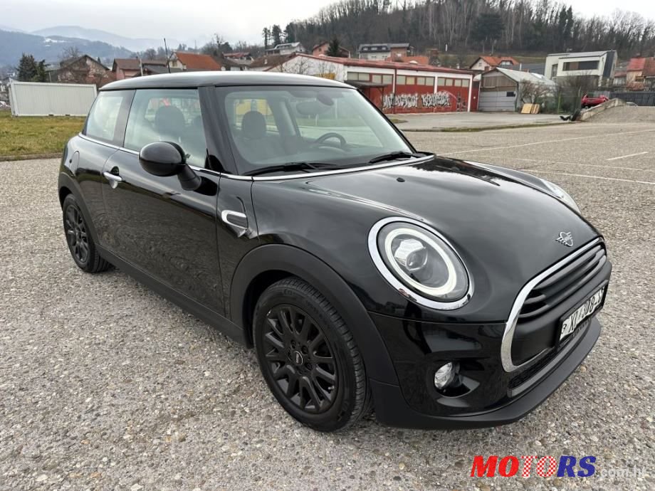 2019' MINI One photo #2