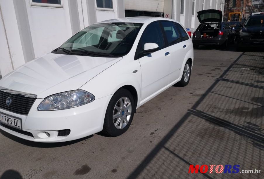 2005' Fiat Croma 1,9 Jtd photo #1