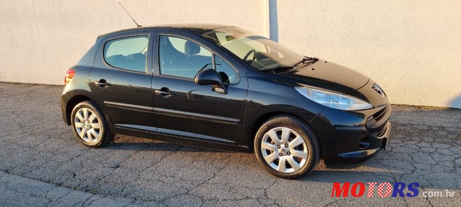 2007' Peugeot 207 1,6 Hdi photo #3